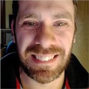 Insegnante di storia, preferisco quella moderna e contemporanea ma posso insegnare anche quella antica e medievale